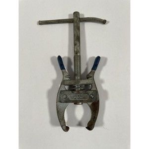 Vintage Globemaster Tools No. 65800 Battery Terminal Puller